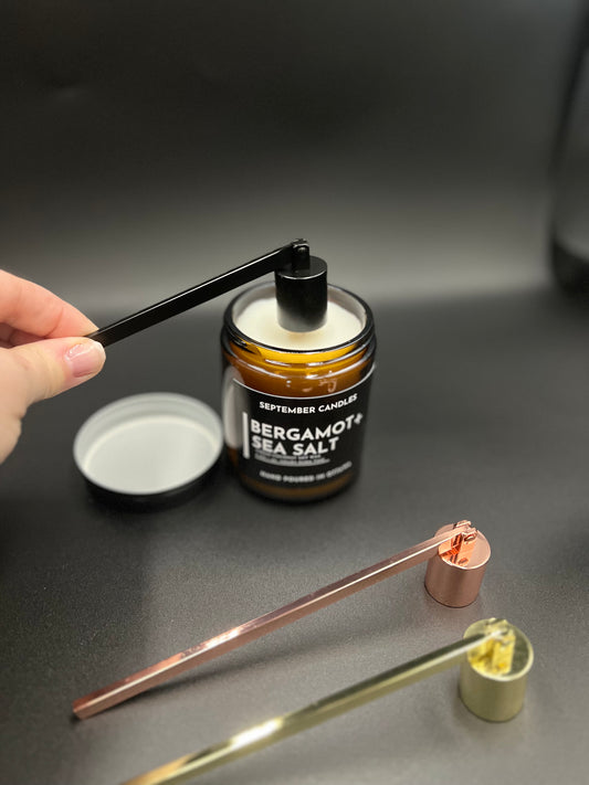 CANDLE SNUFFER
